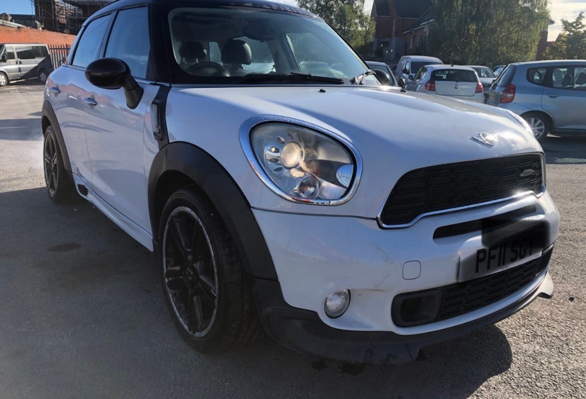 MINI COUNTRYMAN COOPER S 1.6 PETROL MANUAL